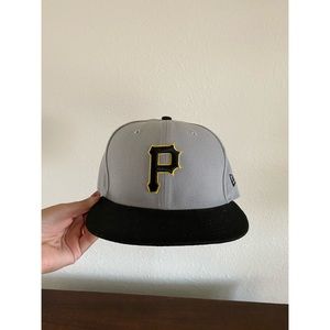 Pittsburgh Pirates Gray Fitted Baseball Cap